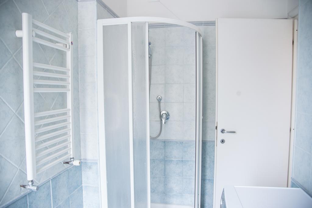 Casa Alberone Apartment Roma Ngoại thất bức ảnh